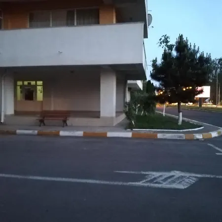 Apartment Apartament Kary Mamaia